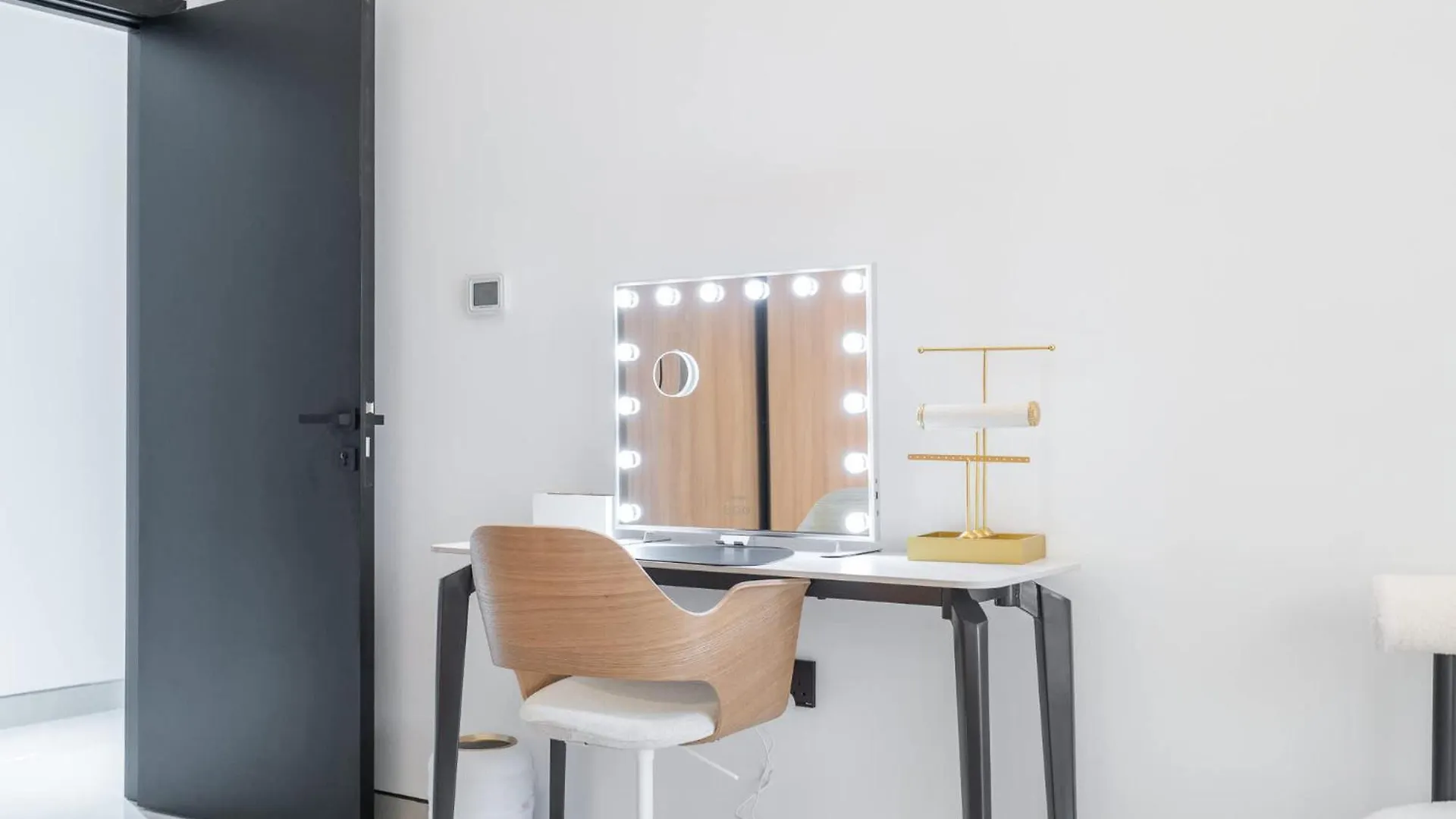 Bahar 2'S Stylish 2 Bedroom That Sleeps 4 Dubai